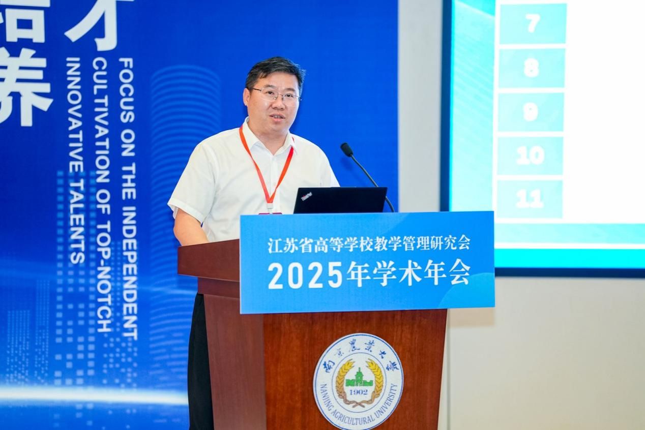 df4efce889b2c0328cc5ed65315c7d1 df4efce889b2c0328cc5ed65315c7d1