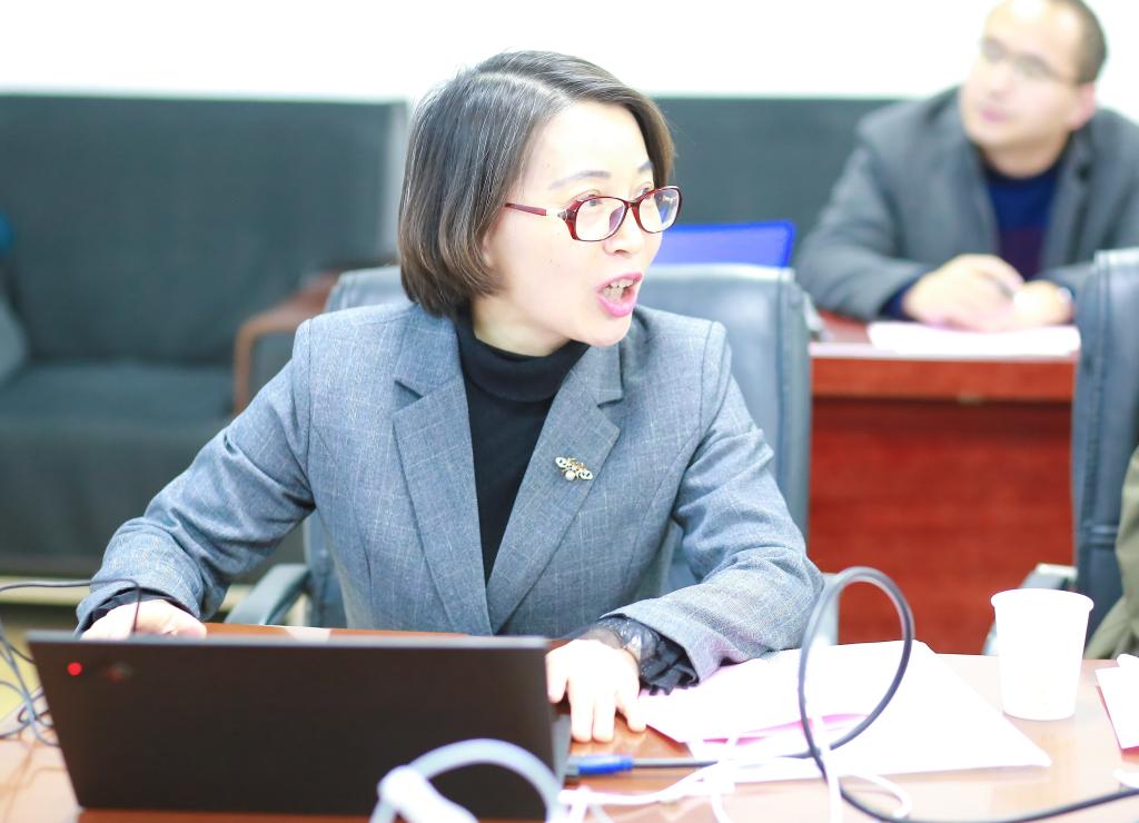 海资院副院长李妍,理学院教授袁冬青,环境与化工学院博士李成杰,江苏